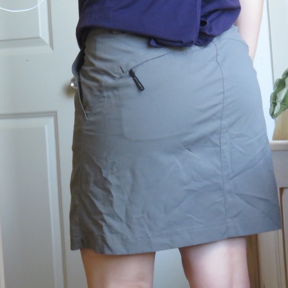 SOLD Columbia Hardware Skort - EUC - Picture 5 of 6